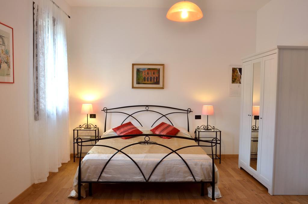 Paglia E Fieno Bed and Breakfast Villaga Rum bild